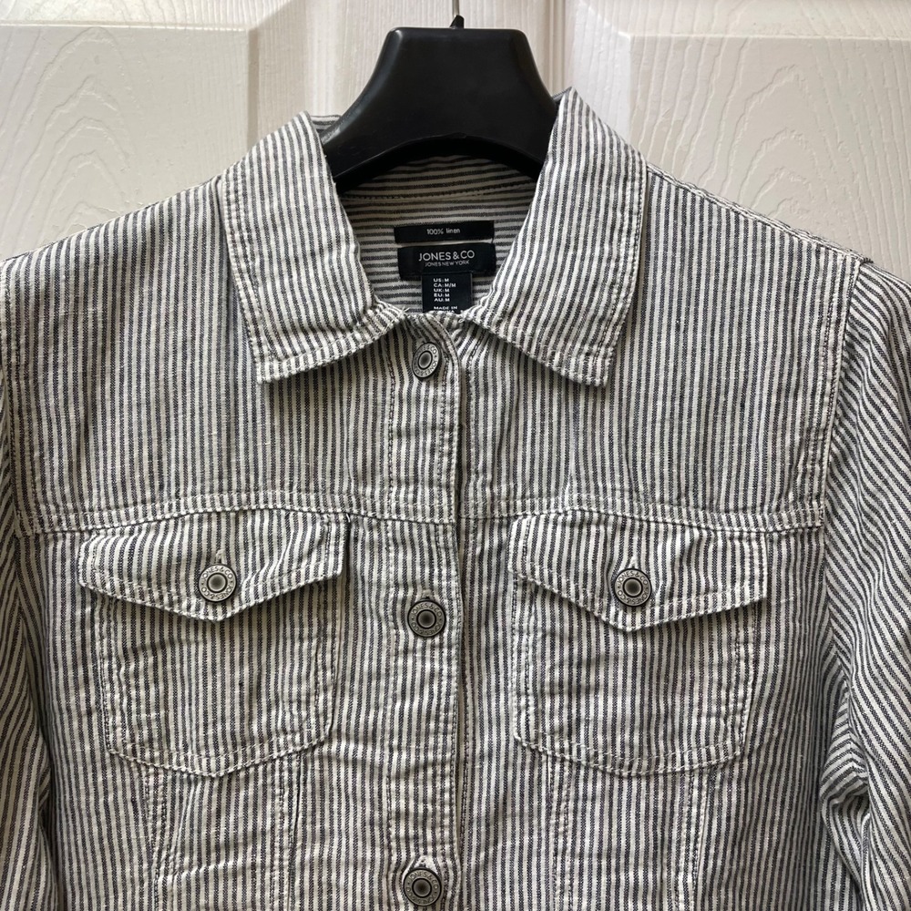 Jones New York Women's Sz Medium Blue/White Striped Linen Trucker Style Jacket - Picture 4 of 15
